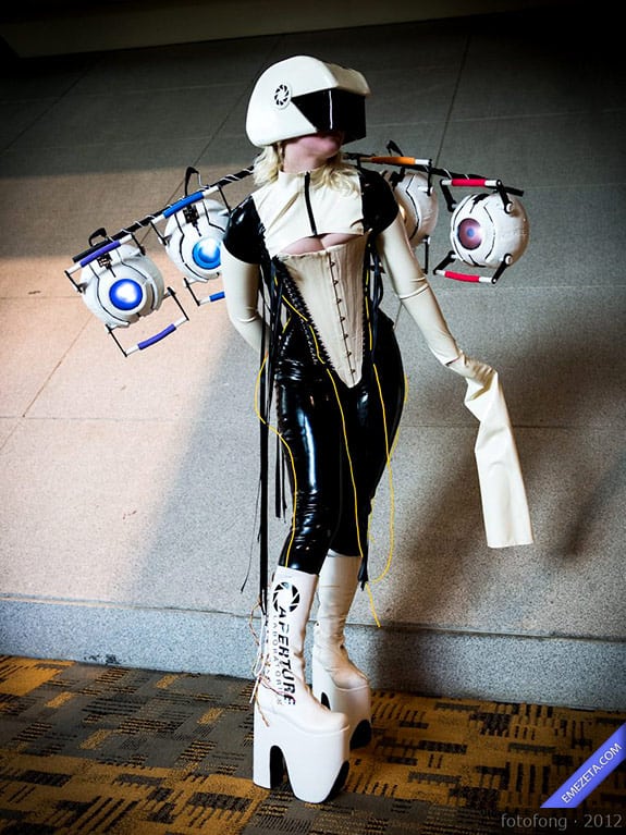Cosplay: Glados portal