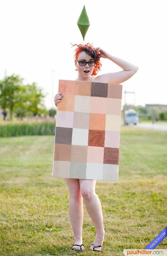 Cosplay: Naked sim