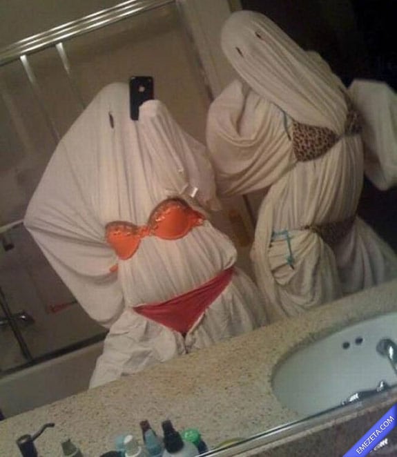 Disfraces de Halloween: Fantasmas duck face