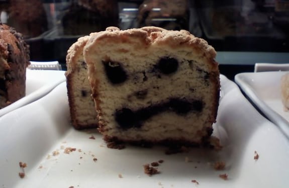 Pareidolia (rostros o figuras en imágenes): Postres enfadados