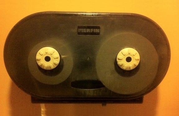 Pareidolia (rostros o figuras en imágenes): Roberto (Futurama)