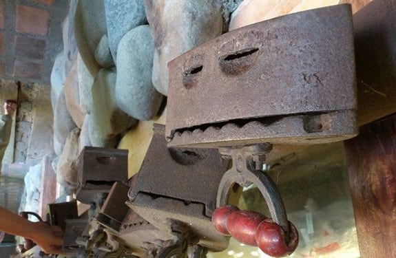 Pareidolia (rostros o figuras en imágenes): Utensilio cansado