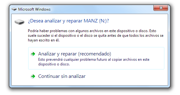 ¿Desea analizar y reparar el disco extraíble?